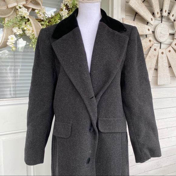 Vintage Full Length Wool Coat Black Velvet Collar - Picture 2 of 13